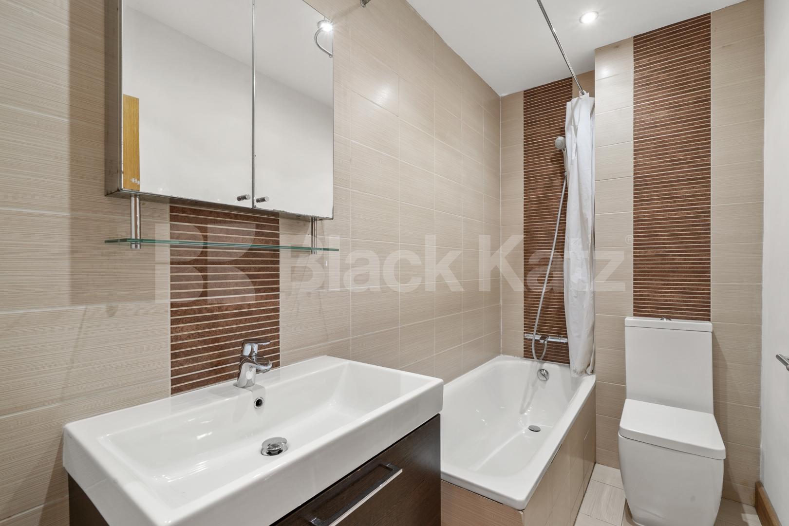 			2 Bedroom, 1 bath, 1 reception Flat			 Elsham Road, Holland Park 